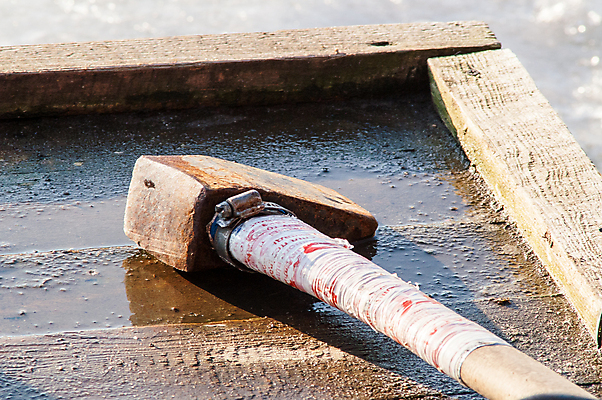 포토 JPG 해외이미지 나무 계절 산업 물결 여행 겨울 자연 건강 손잡이 사람없음 야외 목재 초록색 물 강 반사 정원 얼음 목욕 블록 장비 추위 흰색 공구 연못 업무 점 칼날 닫기 장작 자르기 오브젝트 통나무 도끼 잡동사니 내추럴 벌목 수목 옛날 커터 해외202004 해외포토 자연요소 식물 컬러 재료 모션 청결 도구 작업 생태계 파일형식 이미지허브