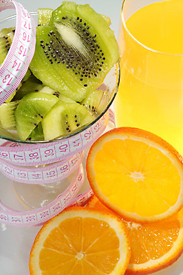 포토 JPG 해외이미지 음료 음식 조각 백그라운드 다이어트 채소 오렌지 과일 재료 부분 자연 유리 디저트 귤 건강 키위 씨앗 취미 사람없음 장식 초록색 약 힘 주스 흰색 무게 달콤 아침식사 몸무게 날씬함 심볼 측정 오브젝트 상쾌 유기농 흙더미 덩어리 재단 고립 숙성 해외202004 해외포토 식물 웰빙 감정 컬러 의학 재질 식사 흙 맛 몸매 생태계 파일형식 더미 이미지허브