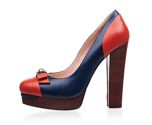 포토 JPG 해외이미지 1 옷 여자 백그라운드 신발 사람없음 옆모습 빨간색 파란색 유행 흰색 화려 고급 우아함 가죽 오브젝트 싱글 단상 펌프 고립 스타일 해외202004 해외포토 뷰포인트 컬러 컨셉 사람 파일형식 이미지허브