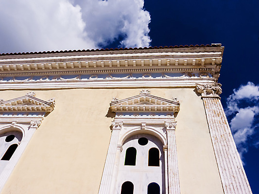포토 JPG 해외이미지 구름 전통 외관 기독교 종교 문화 벽 건축양식 창문 하늘 사람없음 건물 교회 영혼 역사 과거 수도원 숭배 옛날 회랑 스타일 해외202004 해외포토 자연요소 건축물 건축 컨셉 종교건축 복도 파일형식 이미지허브