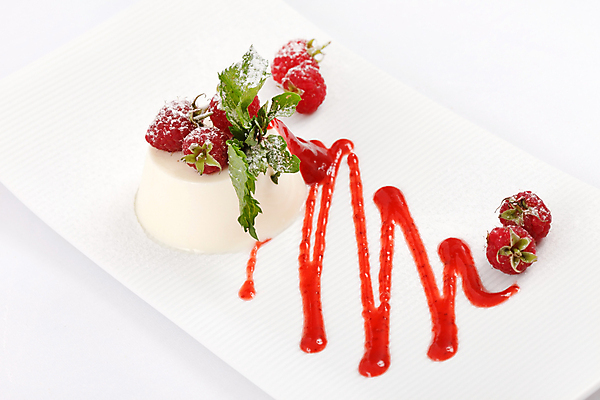 포토 JPG 해외이미지 사람없음 하이앵글 달콤 시럽 푸딩 판나코타 해외포토 뷰포인트 디저트 맛 파일형식 이미지허브