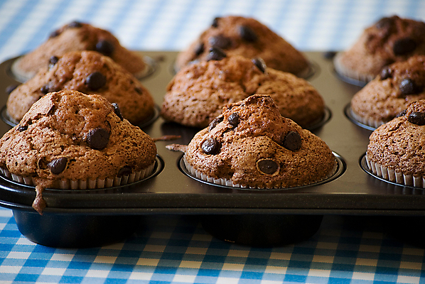 포토 JPG 해외이미지 음식 백그라운드 다이어트 과일 디저트 쟁반 건강 요리 사람없음 목재 컵 갈색 과자 케이크 초콜릿 식사 어둠 빵집 흰색 대접 신선 달콤 맛 아침식사 작음 유혹 설탕 컵케이크 굽기 머핀 칼로리 번 페스츄리 해로움 핸드메이드 해외202004 해외포토 나무 식기 빵 컬러 컨셉 재료 상점 크기 구이 파일형식 이미지허브