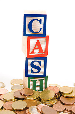 포토 JPG 해외이미지 유럽 돈 비즈니스 사람없음 금융 경제 단어 빛 쌓기 금속 동전 블록 유로 흰색 기둥 절약 변화 재산 구매 은색 편지 투자 고립 수입 위기 해외202004 해외포토 문자 건축 나라 컬러 컨셉 모션 재질 쇼핑 파일형식 이미지허브