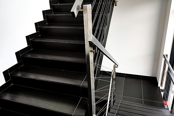 포토 JPG 해외이미지 디자인 산업 벽 백그라운드 비즈니스 건축양식 창문 난간 유리 추상 바닥 주택 사람없음 내부 건물 목재 장식 파란색 사무실 계단 탑 금속 방 바위 흰색 도시 업무 원형 고급 쇼핑몰 철 묘사 오르기 단계 방법 철책 스타일 해외202004 해외포토 도형 나무 건축물 건축 컬러 컨셉 무늬 재료 모션 재질 돌_바위 작업 파일형식 이미지허브