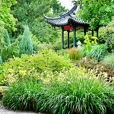 포토 JPG 해외이미지 나무 식물 구름 계절 공원 꽃 자연 하늘 주택 풍경 잔디 사람없음 야외 목재 초록색 여름 평화 계단 환경 탑 정원 중국 봄 바위 숲 오솔길 원예 화단 상록수 삼나무 선로 향나무 해외202004 해외포토 자연요소 건축물 공공시설 아시아 길 컬러 컨셉 재료 취미 건물 돌_바위 생태계 파일형식 이미지허브