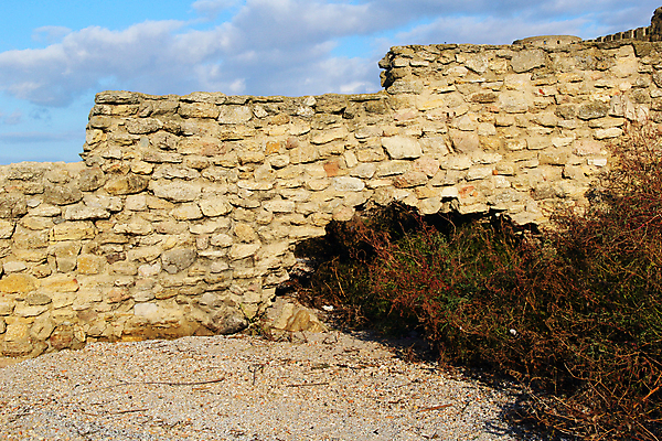 포토 JPG 해외이미지 구름 전통 문화 도로 벽 여행 건축양식 자연 하늘 산 사람 풍경 사람없음 건물 탑 힘 바위 경계선 성 중세 역사 원주민 중앙 보호 큼 땅 군용 과거 장면 기념물 랜드마크 옛날 우크라이나 해외202004 해외포토 자연요소 건축물 건축 유럽 길 선 컨셉 교통시설 군대 돌_바위 아프리카인 크기 경계 생태계 파일형식 이미지허브