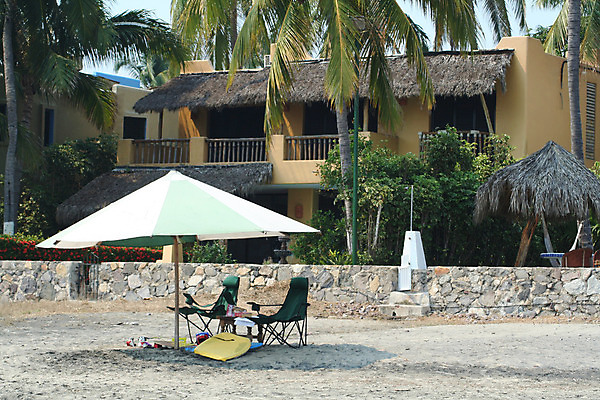 포토 JPG 해외이미지 창문 교실 유리 성공 멕시코 주택 손바닥 풍경 사람없음 금융 재산 맨션 지역 이웃 독립 전용 진짜 플로리다 해외202004 해외포토 손 교육 컨셉 북아메리카 학교 재질 건물 경제 미국 파일형식 이미지허브