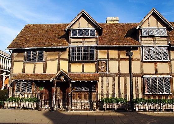 포토 JPG 해외이미지 영어 유럽 영국 잉글랜드 거리 주택 사람없음 목재 시장 재산 큼 시골집 왕국 해외202004 해외포토 나무 문자 나라 재료 건물 금융 크기 파일형식 이미지허브