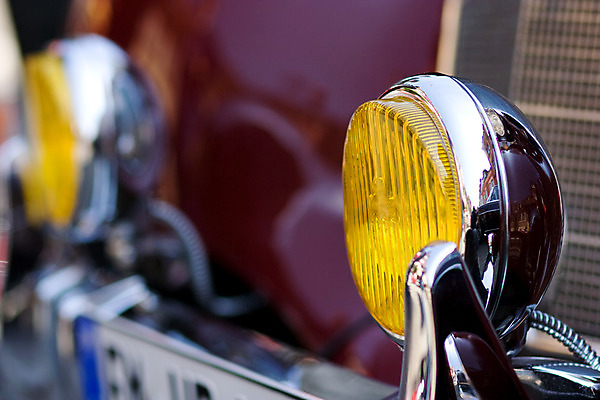 포토 JPG 해외이미지 응시 유럽 도로 스포츠 교통시설 자동차 거리 사람없음 내부 빨간색 파란색 빛 금속 검은색 미국 운전 수확 골동품 관찰 시간 바퀴 클래식 고급 전시회 향수 오픈카 속도 복고 과거 엔진 모터 베른 섬광 옛날 자동 회복 해외202004 해외포토 시선 나라 길 육상교통 컬러 교통 컨셉 북아메리카 농업 모션 승용차 재질 화장품 전시 스위스 시설 파일형식 이미지허브