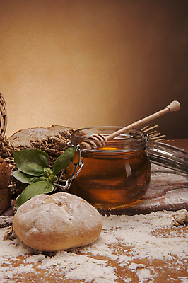 포토 JPG 해외이미지 식물 구름 전통 음식 빵 조각 백그라운드 다이어트 채소 과일 자연 탁자 하늘 아침 치즈 건조 파스타 건강 옥수수 씨앗 사람없음 목재 파란색 빛 갈색 주방 식사 빵집 맛 아침식사 상품 굽기 향수 준비 유기농 심플 밀가루 꿀 덩어리 작살 호밀 귀리 해외202004 해외포토 주간 자연요소 나무 웰빙 컬러 가구 컨셉 재료 유제품 곡류 서양음식 상점 화장품 가루 구이 생태계 파일형식 이미지허브