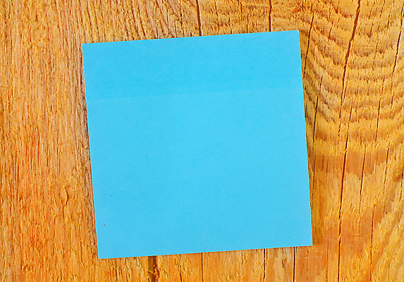 포토 JPG 해외이미지 하늘색 백그라운드 사람없음 하이앵글 사각형 포스트잇 색종이 나무탁자 카피스페이스 해외202004 해외포토 도형 종이 뷰포인트 탁자 파란색 공백 메모지 파일형식 이미지허브