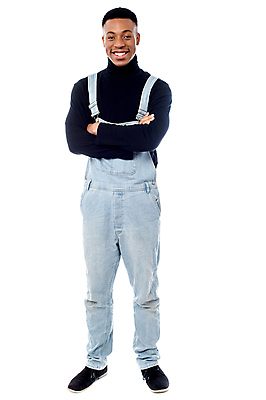 포토 JPG 해외이미지 전신 남자 행복 여유 포즈 운동화 한명 서기 미소 유행 팔짱 이탈리아 자신감 스웨터 스마트 고립 스타일 카피스페이스 해외202004 해외포토 1 감정 유럽 신발 컨셉 상의 모션 표정 사람 공백 파일형식 이미지허브