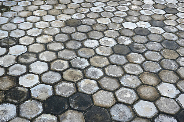 포토 JPG 해외이미지 모양 전통 디자인 외관 도로 길 벽 백그라운드 패턴 포장 건축양식 표면 추상 벽돌 거리 바닥 사람없음 야외 블록 회색 조약돌 도시 거친 보행로 오솔길 타일 묘사 질감 고체 땅바닥 방법 옛날 줄서기 콘크리트 화강암 해외202004 해외포토 건축 컬러 무늬 교통시설 모션 암석 돌_바위 파일형식 이미지허브