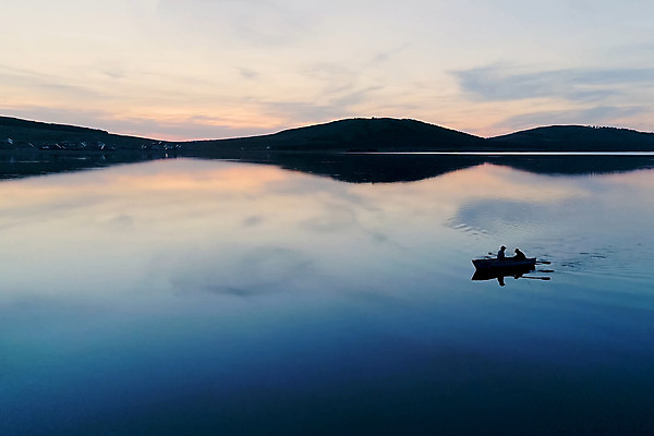 포토 JPG 해외이미지 직업 옷 계절 공원 남자 아들 호수 2 가족 자연 낚시 휴가 휴식 어류 풍경 취미 사람없음 야외 빨간색 초록색 물 여름 파란색 친구 강 수영 침묵 경쟁 가을 연못 잡기 보트 던지기 숲 낚시꾼 미끼 주인 돌리기 인내 줄서기 헬프 해외202004 해외포토 자연요소 공공시설 컬러 컨셉 배_교통 관계 모션 레저 사람 수중동물 소리 수상스포츠 도움 생태계 파일형식 이미지허브