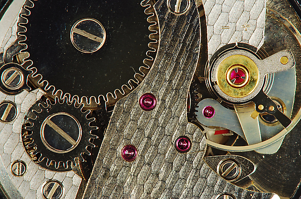 포토 JPG 해외이미지 시계 유물 미술 사람없음 내부 사무실 금속 자료 기계 수확 달력 골동품 시간 바퀴 원형 주머니 크리스탈 보석 손목시계 스위스 묘사 오브젝트 정비공 기어 통과 총알 루비 옛날 해외202004 해외포토 도형 전통 유럽 무기 농업 비즈니스 장신구 재질 문화예술 기술자 광석 파일형식 이미지허브