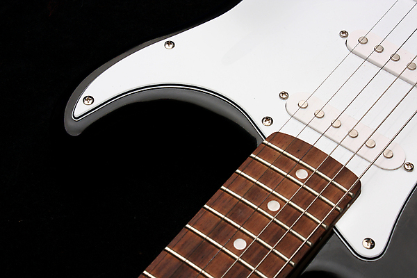 포토 JPG 해외이미지 줄 음악 사람없음 기구 기타 뮤지컬 해외202004 해외포토 현악기 문화예술 파일형식 이미지허브