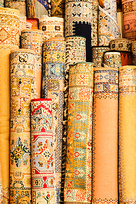 포토 JPG 해외이미지 전통 손 디자인 산업 아시아 백그라운드 패턴 바닥 기술 미술 동양인 사람없음 내부 장식 빨간색 컬러풀 상점 카펫 활발 수확 직물 시장 닫기 중앙 이슬람교 무역 질감 매듭 동쪽 수공예 양모 아랍어 옛날 이란 짜기 핸드메이드 해외202004 해외포토 나라 종교 컬러 컨셉 무늬 농업 중동 모션 문화예술 인종 신체부위 공예 방향 파일형식 이미지허브