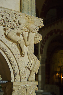 포토 JPG 해외이미지 조각 건축양식 미술 사람없음 성당 교회 이탈리아 수확 골동품 도시 역사 재산 성자 인쇄 메인 그림 청동 판화 바로크 바실리카 옛날 제단 회복 해외202004 해외포토 건축 유럽 종교 컨셉 농업 종교건축 문화예술 건물 금융 파일형식 이미지허브