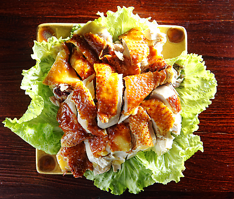 포토 JPG 해외이미지 접시 음식 채소 육류 요리 사람없음 식당 저녁식사 치킨 상추 해외202004 해외포토 식기 식재료 상점 식사 닭고기요리 파일형식 이미지허브