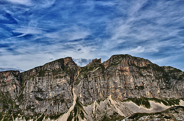 포토 JPG 해외이미지 주간 여행 겨울 자연 하늘 산 풍경 사람없음 야외 하이킹 추위 숲 그림 휴양지 알프스 첨탑 웅장함 해외202004 해외포토 자연요소 계절 유럽 레저 탑 장소 생태계 파일형식 이미지허브