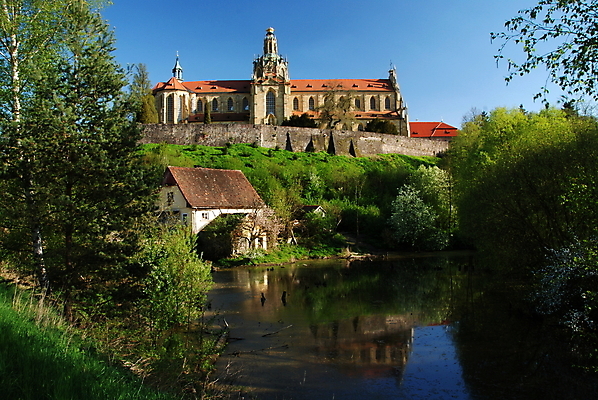 포토 JPG 해외이미지 유럽 문화 여행 건축양식 주택 사람없음 건물 교회 정원 도시 중세 역사 재산 체코 수도원 천연기념물 고딕 바로크 보헤미아 주거지 회랑 해외202004 해외포토 건축물 건축 나라 종교건축 금융 복도 파일형식 이미지허브