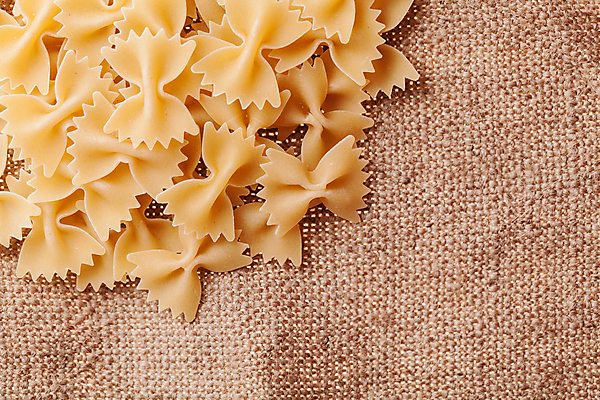 포토 JPG 해외이미지 전통 음식 백그라운드 패턴 다이어트 재료 건조 파스타 건강 요리 사람없음 노란색 주방 식사 이탈리아 수확 맛 밀 유기농 질감 날것 점심식사 마카로니 생식 채식주의자 탄수화물 해외202004 해외포토 웰빙 유럽 컬러 컨셉 무늬 농업 곡류 서양음식 채식 파스타면 파일형식 이미지허브