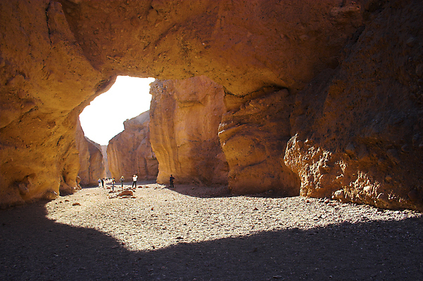 포토 JPG 해외이미지 공원 모래 벽 여행 오렌지 자국 자연 산 건조 풍경 경사 사람없음 야외 빨간색 여름 노란색 환경 골짜기 보라색 침묵 사막 바위 뜨거움 황무지 균열 진흙 가뭄 깊이 전국 지리 지질학 하이커 해외202004 해외포토 계절 공공시설 교육 컬러 과일 모션 날씨 소리 돌_바위 생태계 파일형식 이미지허브