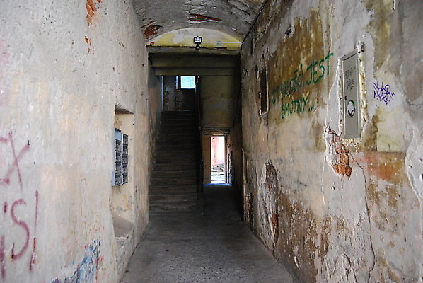 포토 JPG 해외이미지 유럽 의자 주택 사람없음 강 성당 역사 시장 야간 정사각형 기념물 유대인 폴란드 구역 빈민가 크라쿠프 해외202004 해외포토 자연요소 도형 나라 가구 종교건축 건물 파일형식 이미지허브