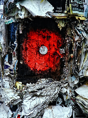 포토 JPG 해외이미지 1 종이 추상 사람없음 빨간색 쌓기 점 거친 센터 싱글 질감 정사각형 봉 그런지 제어 많음 해외202004 해외포토 도형 컬러 컨셉 무늬 모션 파일형식 이미지허브