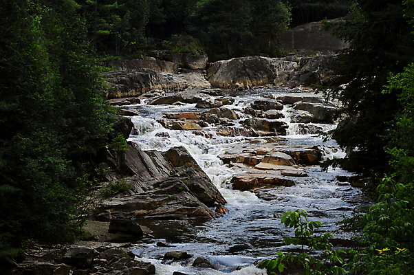 포토 JPG 해외이미지 자연 사람없음 물 개울 황무지 급류 암초 해외202004 해외포토 자연요소 강 생태계 파일형식 이미지허브