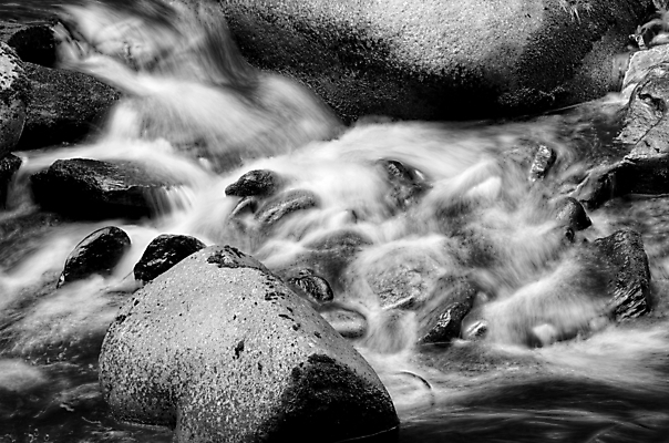 포토 JPG 해외이미지 식물 여행 백그라운드 잎 모션 자연 휴식 산 이끼 풍경 사람없음 야외 목재 초록색 물 여름 강 환경 얼음 검은색 놀람 봄 폭포 젖음 흐름 가을 바위 흰색 신선 개울 떨어짐 숲 순수 내추럴 파라다이스 해외202004 해외포토 자연요소 나무 계절 감정 컬러 컨셉 재료 표정 돌_바위 생태계 파일형식 이미지허브