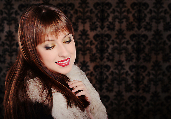 포토 JPG 해외이미지 백인 모델 손 얼굴 벽 파도 백그라운드 벽지 기념 갈색머리 그림자 미술 한명 내부 유행 검은색 어둠 흰색 축하 화려 클래식 고급 연기 깃털 만들기 베일 마우스피스 세피아 스타일링 옛날 캡모자 스타일 방식 해외202004 해외포토 서양인 모자_잡화 1 헤어스타일 바다 컬러 컨셉 모션 문화예술 촬영기법 사람 신체부위 파일형식 이미지허브