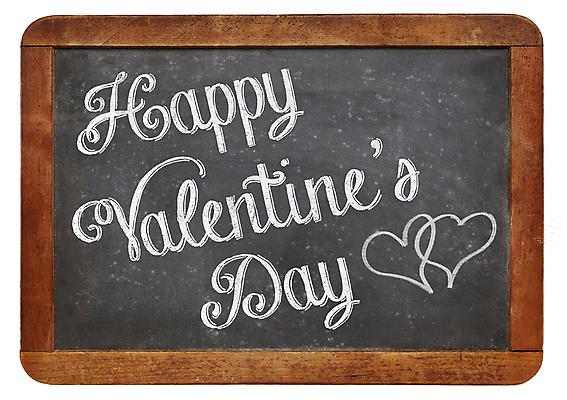 포토 JPG 해외이미지 행복 컨셉 발렌타인데이 사랑 사람없음 가로 검은색 칠판 흰색 하트 축하 인사 분필 필기체 해외202004 해외포토 모양 문자 감정 컬러 데이이벤트 예절 초크 파일형식 이미지허브