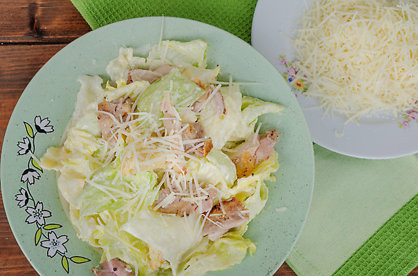 포토 JPG 해외이미지 접시 음식 빵 백그라운드 잎 다이어트 채소 재료 치즈 건강 마늘 요리 사람없음 초록색 식사 저녁식사 치킨 샐러드 흰색 신선 사발 맛 그릴 상추 먹기 유기농 서빙 레시피 북쪽 점심식사 고립 시저샐러드 채식주의자 로메인상추 해외202004 해외포토 식물 식기 웰빙 컬러 컨셉 모션 주방용품 유제품 사기그릇 방향 채식 닭고기요리 파일형식 이미지허브