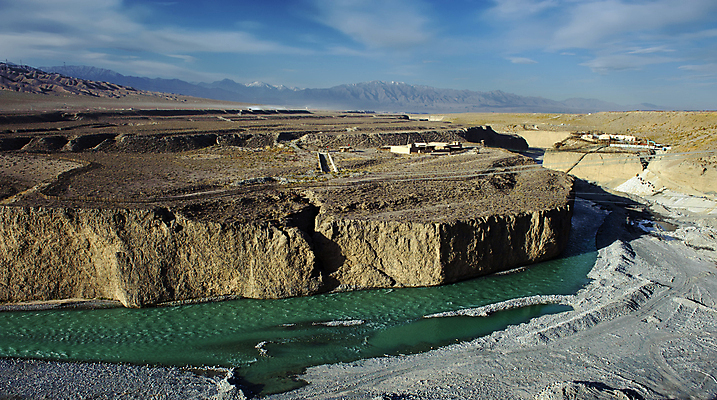 포토 JPG 해외이미지 하늘 산 풍경 사람없음 물 파란색 강 골짜기 중국 가을 해외202004 해외포토 자연요소 계절 아시아 컬러 자연 파일형식 이미지허브