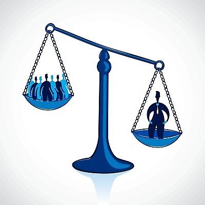 EPS 해외이미지 컨셉 일러스트 비즈니스 사람 정장 파란색 빛 판매 비즈니스맨 비교 그룹 제조 몸무게 대표 종업원 소중 눈금 가치 무거움 평가 자원 갸우뚱 경영 고립 인원 지능 해외202004 해외일러스트 직업 옷 남자 컬러 모션 직장인 무게 파일형식 벡터 이미지허브