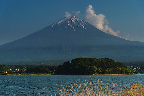 포토 JPG 해외이미지 구름 아시아 호수 여행 백그라운드 겨울 자연 하늘 휴식 산 풍경 사람없음 파란색 빛 믿음 일본 얼음 추위 재산 정상 심볼 속도 만족 화산 후지산 절정 해외202004 해외포토 자연요소 계절 감정 나라 컬러 컨셉 금융 세계문화유산 생태계 파일형식 이미지허브
