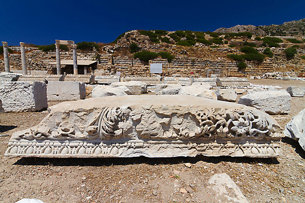 포토 JPG 해외이미지 사람없음 바위 기둥 도시 지중해 언덕 폐허 박물관 칠면조 그리스인 고고학 로마인 비잔틴 옛날 해외202004 해외포토 서양인 교육 건축 바다 조류 인종 돌_바위 제국 파일형식 이미지허브