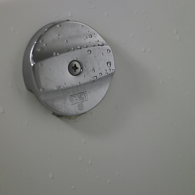 포토 JPG 해외이미지 선 흑백 통 사람없음 물 빛 갈색 금속 목욕 젖음 흐름 욕실 흰색 나사 신선 액체 개울 붓기 은색 가난 오브젝트 수도꼭지 화장실 변기 세피아 미니멀리스트 미니멀 해외202004 해외포토 자연요소 컬러 컨셉 모션 재질 촬영기법 강 청결 공구 파일형식 이미지허브