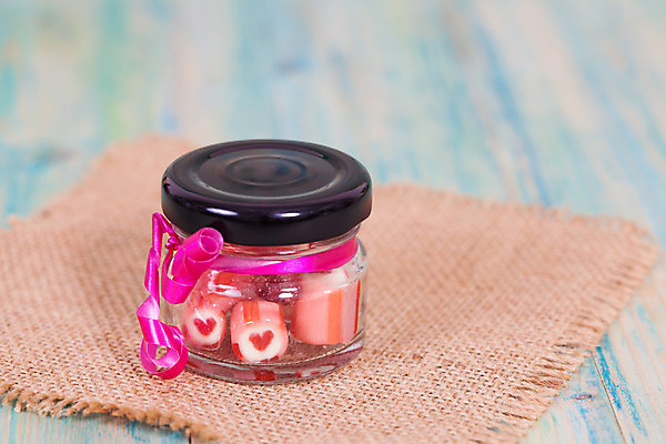 포토 JPG 해외이미지 유리병 디저트 사탕 사람없음 달콤 담기 핸드메이드 해외202004 해외포토 음식 모션 병_용기 맛 파일형식 이미지허브