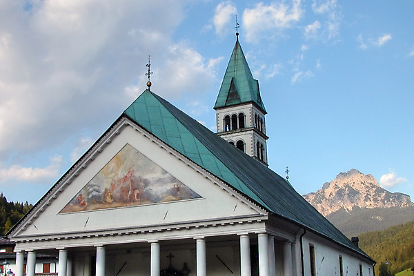 포토 JPG 해외이미지 손 종교 백그라운드 십자가 크리스마스 일러스트 건축양식 가족 추상 휴식 산 사랑 미술 풍경 사람없음 건물 물 여름 빛 성당 교회 평화 믿음 성경 이탈리아 산책 흰색 기도 축하 예수 심볼 천장 천국 신앙심 파라다이스 해외202004 해외포토 자연요소 건축물 계절 기념일 건축 감정 유럽 컬러 컨셉 무늬 종교용품 관계 종교건축 문화예술 신체부위 신_종교 파일형식 이미지허브