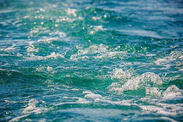 포토 JPG 해외이미지 물결 파도 바다 여행 백그라운드 이동 벽지 휴가 사람없음 물 파란색 빛 태양 거품 흰색 닫기 질감 깊이 해외202004 해외포토 자연요소 컬러 컨셉 모션 파일형식 이미지허브