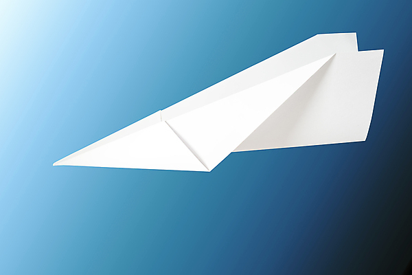 포토 JPG 해외이미지 종이 여행 백그라운드 컨셉 날개 자국 추상 비행기 항해 사람없음 장난감 자유 흰색 항공 대패 무료 선로 핸드메이드 해외202004 해외포토 컬러 무늬 배_교통 항공교통 대중교통 파일형식 이미지허브