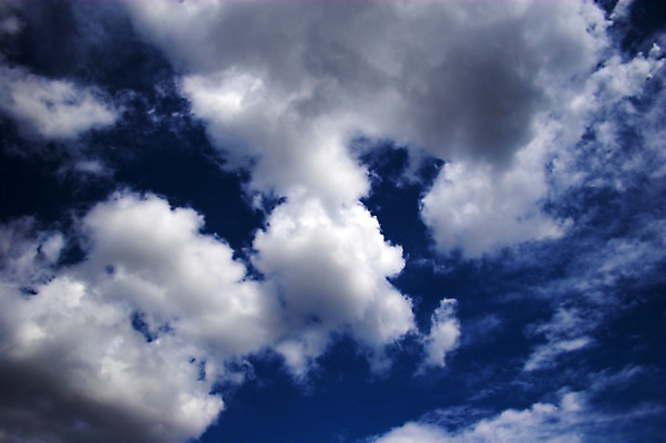 포토 JPG 해외이미지 구름 백그라운드 하늘 사람없음 파란색 빛 환경 흰색 분위기 질감 클립 청록색 캔버스 폭풍 천국 해외202004 해외포토 자연요소 컬러 컨셉 날씨 파일형식 이미지허브