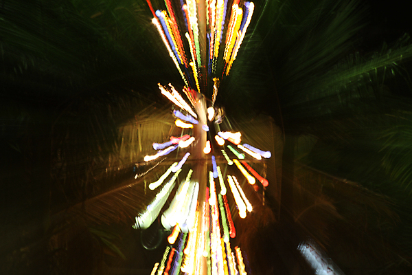 포토 JPG 해외이미지 자국 추상 사람없음 빨간색 파란색 빛 노란색 야간 해외202004 해외포토 자연요소 컬러 무늬 파일형식 이미지허브