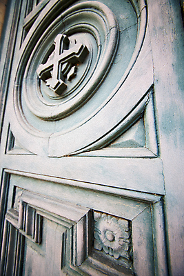 포토 JPG 해외이미지 전통 디자인 백그라운드 십자가 패턴 건축양식 벽지 추상 출입구 주택 손잡이 미술 사람없음 건물 목재 장식 빨간색 교회 문 검은색 수확 골동품 흰색 시골 못 소프트포커스 철 묘사 질감 잠금 보안 대문 열쇠구멍 구식 그런지 옛날 스타일 해외202004 해외포토 나무 건축물 건축 컬러 무늬 농업 재료 종교건축 문화예술 촬영기법 안전 공구 파일형식 이미지허브