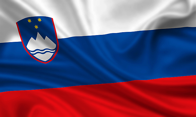 포토 JPG 해외이미지 디자인 배너 물결 파도 백그라운드 모션 바람 사람없음 빛 반짝임 3D 흐름 수확 깃발 화려 불기 실크 심볼 사인 질감 광택 애국심 슬로베니아 전국 타격 해외202004 해외포토 자연요소 유럽 바다 컨셉 농업 날씨 직물 디지털합성 파일형식 이미지허브