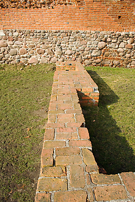 포토 JPG 해외이미지 유럽 벽 여행 건축양식 휴가 벽돌 사람없음 꽃병 기둥 성 날짜 중세 중앙 버리기 수납 발견 고고학 파멸 해외202004 해외포토 건축물 교육 건축 꽃 나라 컨셉 모션 역사 파일형식 소멸 이미지허브