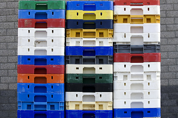 포토 JPG 해외이미지 음식 어류 사람없음 상자 컬러풀 쌓기 신선 플라스틱 줄서기 해외202004 해외포토 컬러 모션 재질 수중동물 파일형식 이미지허브