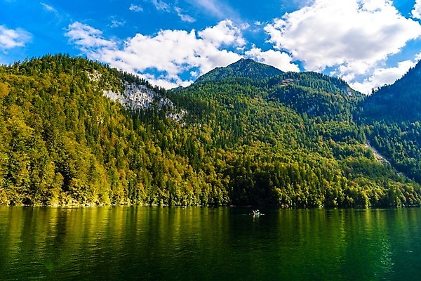 포토 JPG 해외이미지 공원 호수 여행 하늘색 자연 하늘 산 파노라마 풍경 사람없음 초록색 물 여름 파란색 햇빛 반사 환경 계곡 맑음 침묵 등산 거울 오스트리아 숲 스위스 빙하 알프스 산악지대 생태학 웅장함 전국 절정 정확 해외202004 해외포토 자연요소 계절 공공시설 교육 유럽 컬러 컨셉 날씨 촬영기법 태양 소리 트래킹 생태계 파일형식 이미지허브